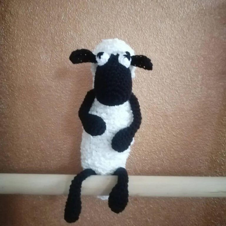 Gehaakte knuffel van een schaap